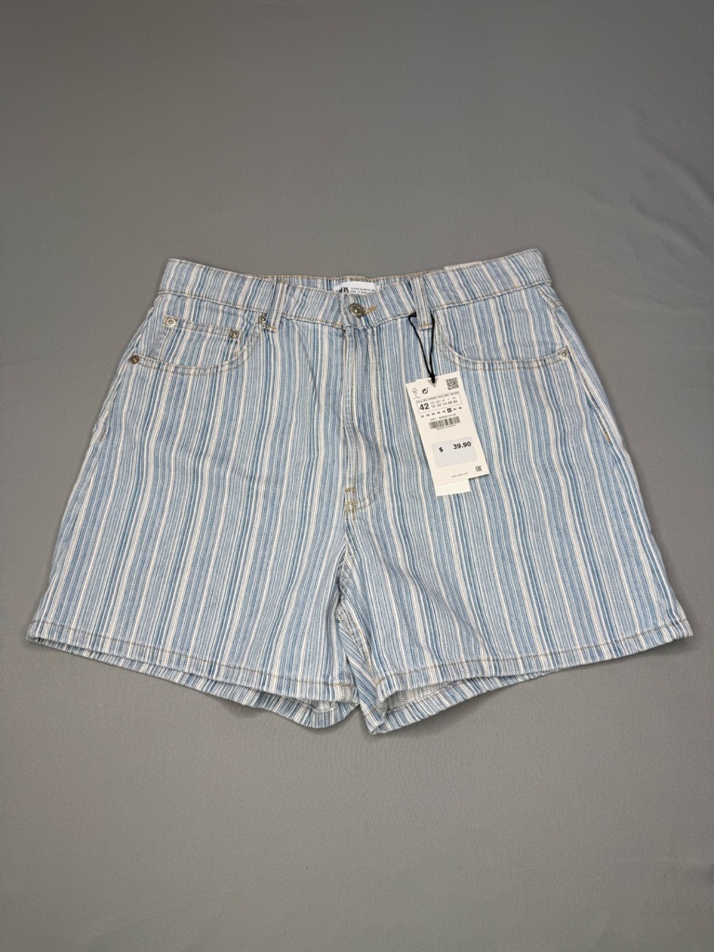 Zara striped blue white jean shorts size 10 NWT